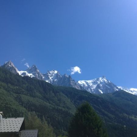 Helvetia Bed & Breakfast Troistorrents Luaran gambar