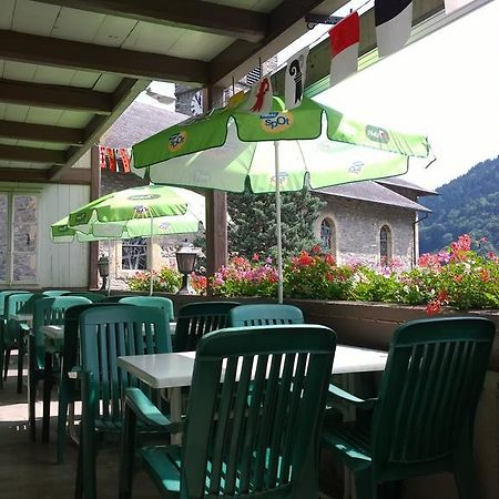 Helvetia Bed & Breakfast Troistorrents Luaran gambar