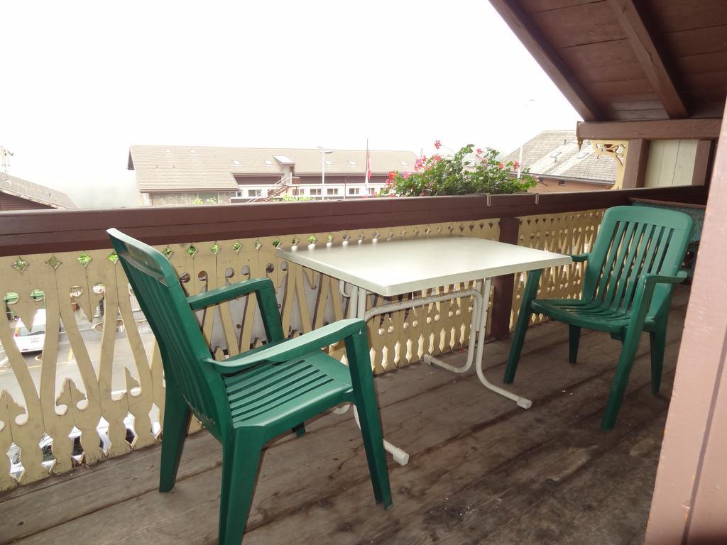 Helvetia Bed & Breakfast Troistorrents Luaran gambar